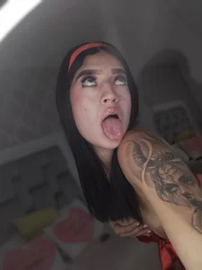 kendall_jones7 Hello 💗 صورة واحدة|kendall_jones7 Hello 💗 صورتان|kendall_jones7 Hello 💗  3 صور|kendall_jones7 Hello 💗  3 صورة