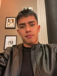 Alejo_Jones_ Public Billede 4