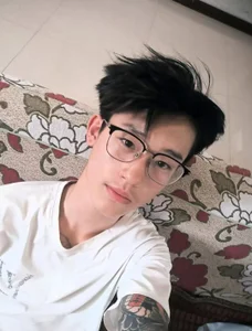 Delicious-boys-001 Public Pic 2