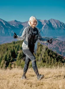 J3nniferS I travel to run marathons صورة واحدة|J3nniferS I travel to run marathons صورتان|J3nniferS I travel to run marathons  3 صور|J3nniferS I travel to run marathons  3 صورة