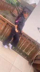 emily_rivas_のA bit of me ❤️‍🔥の 8枚の写真