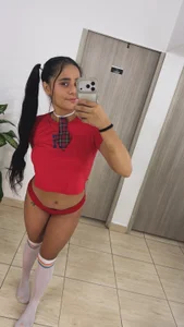 Giselle_Roldan a good day to see me pretty Pic 6