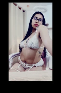 Dirty de Selena_G_x  Imagens