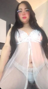 Lilith_Owen_ YOU FAVORITE WOMAN Immagine  5