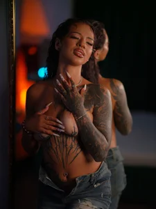 RosaInk Jeans&Tattoo Pic 5