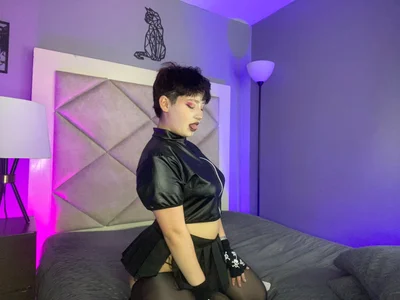 Isabella_bright Goth gilr slika 2