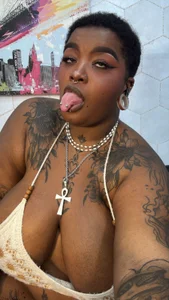 Anaa_Fuentess YOUR SEXY BBW 😈💋🔥 Pic 4