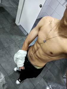 Twink_Dennis kullanıcısının For My Friends 💖 albümü -  3 fotoğraf