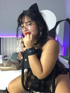 Zara_Snow kullanıcısının your pretty little cat😼🖤 albümü -  4 fotoğraf