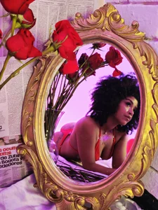 Serena_Fey: Love is in the air🔥💦 ( 9 фото)