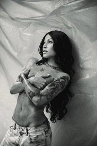 LunaRuso Shadow on the skin🖤💨 Foto 7