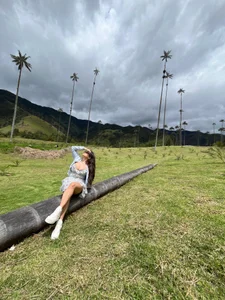 KateMoorex Because I like to travel😳 Pic 4