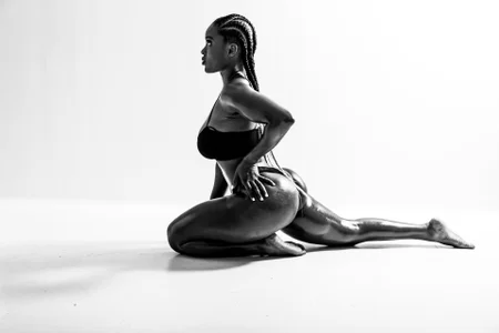 sowfit Sexy black and white Bilde 5