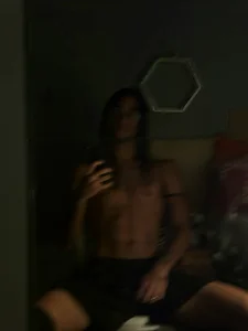 Kyle_ares Public Pic 3