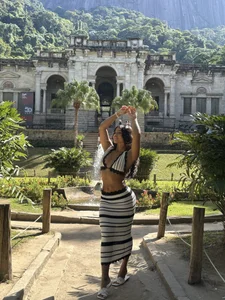 haileyflorez_ kullanıcısının Me ❤️ albümü -  8 fotoğraf