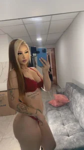 melissajhonson00 sexy blonde Immagine 