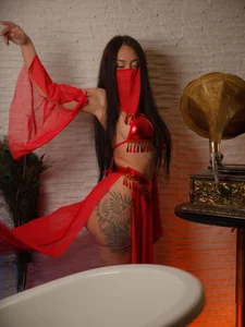 PinkyisHere Dubai Sheikha💕 Pic 4