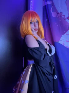 amber_yull Zenitsu cosplay Pic 3