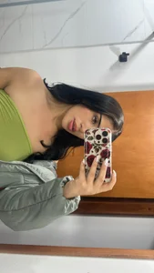 zuleikha Public Pic 5