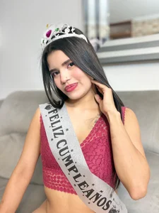 Celeeste_prado 🎂✨ Birthday Girl 💋🥂 Pic 3