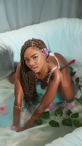 DahianaLopez_💋👑 Bild 2