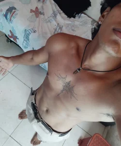 bull_cam kullanıcısının Public albümü -  2 fotoğraf