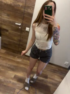 Fit sexy Lisa de SunFlowerHoney  3 photos