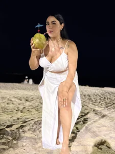 bella930303 sea ​​beach and sand 🏖️🌊😍🥵 Pic