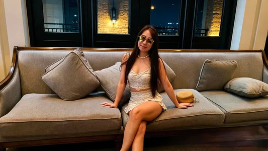 Beutiful_Asian69xx hiii Poză