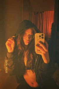 MelanieHale Public Foto 2