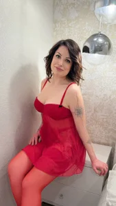 Emily_Midlton Girl in red 사진 3