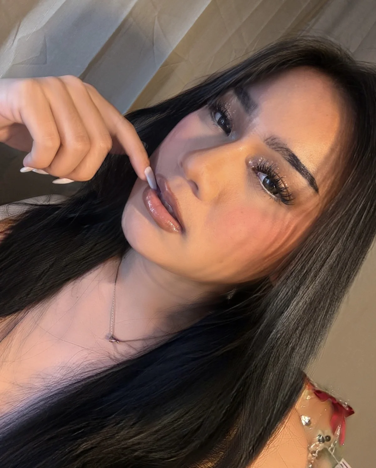 Fatal_Femme Gambar Trending 3625