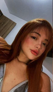 ASHLEY_COLLINS1 Public Foto 2