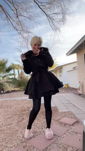 EmikoZephyr Public Pic 4