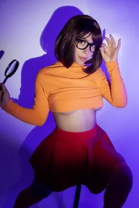 AndreaVelasco I'm not shy... just very curious 😈 Bilde 7