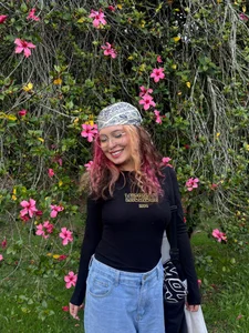 MarieTaylor_のJust me 🌞🌺✨の 2枚の写真