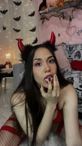 VenusIslove Halloween 2024 รูป  6