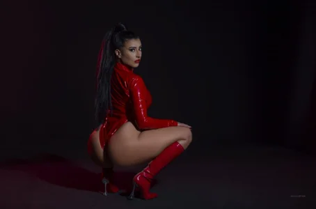 GiselleR New HOT 🔥 Immagine  2