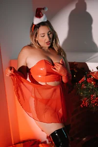 MiiaHot a little gift for you Pic 3