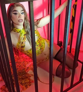 Camila_Vasquezz1 A touch of kink with all the sweetness you crave รูป 