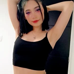 MelanieRoah1 Public Pic 2