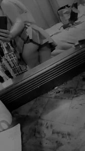 Public de aussiemilf94  9 photos