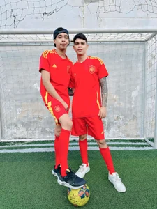 SPORTS PHOTO SECTION 2026 de Adventurous_Boys  4 Imagens