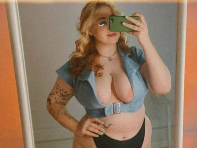 omgsexxxypixie Public Pic 4