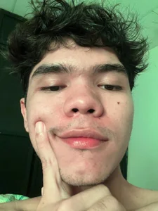 Camii_pink Public Pic 3