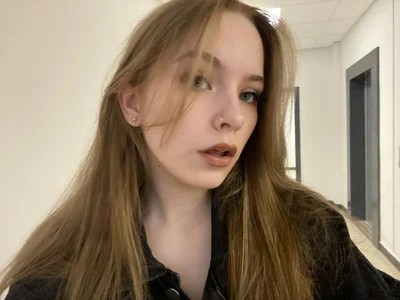 ErlineAkerley Public Pic