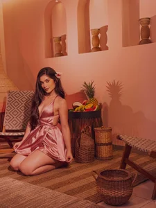 Bella_Clark2 Tropicoqueta🌸🌷🍒🍉 Pic 3