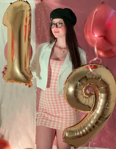 sarah_sweett_ Happy 19th to me 💫💝 Hình 6