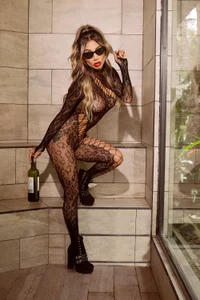 ZoePresleyX disruptive Pic 4