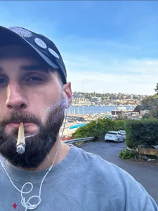 bigluke9469 Public Pic